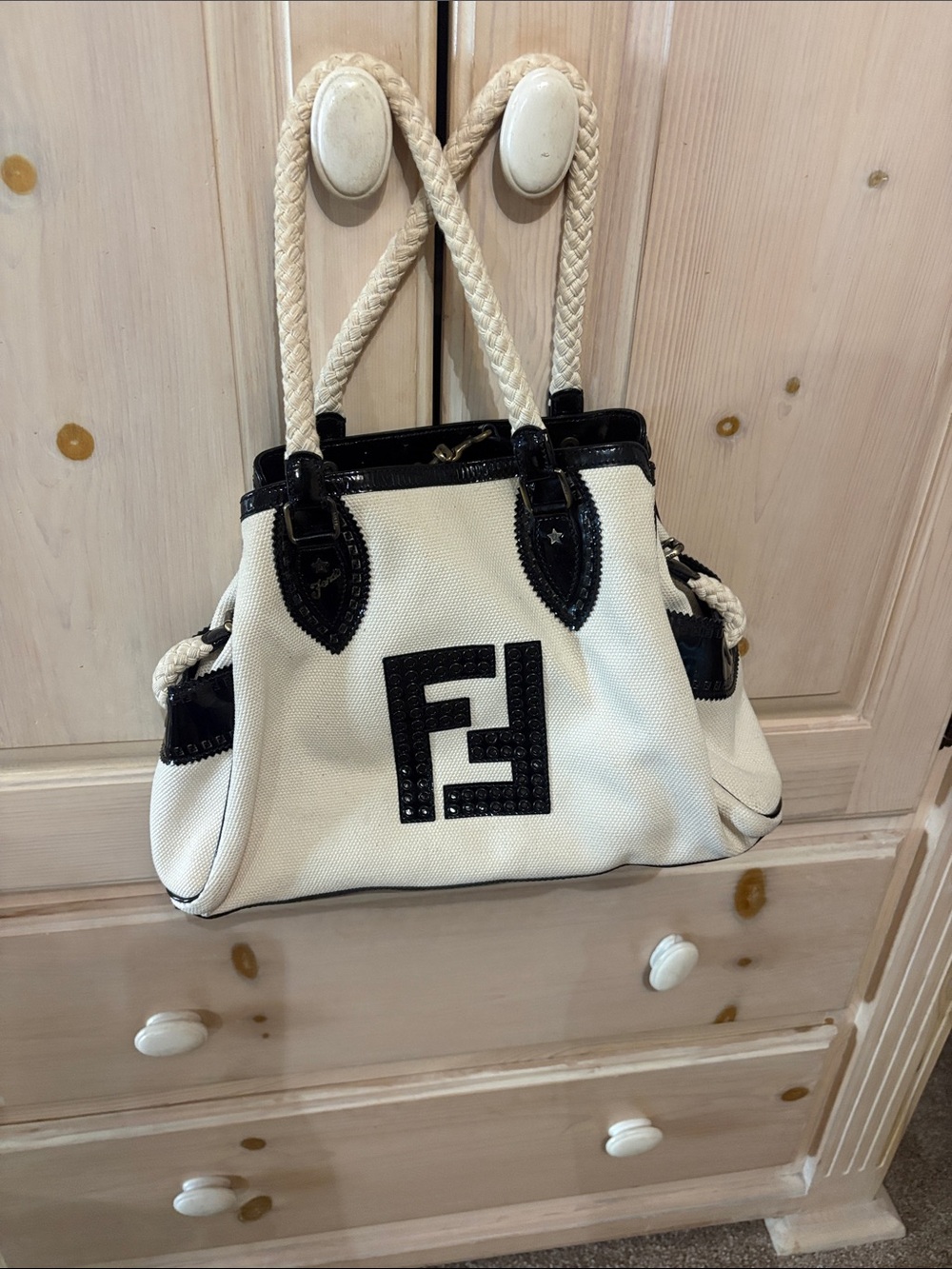 Vintage Fendi White Canvas Shoulder Bag with Black Patent Leather Logo and Trim - Picture 1 of 12